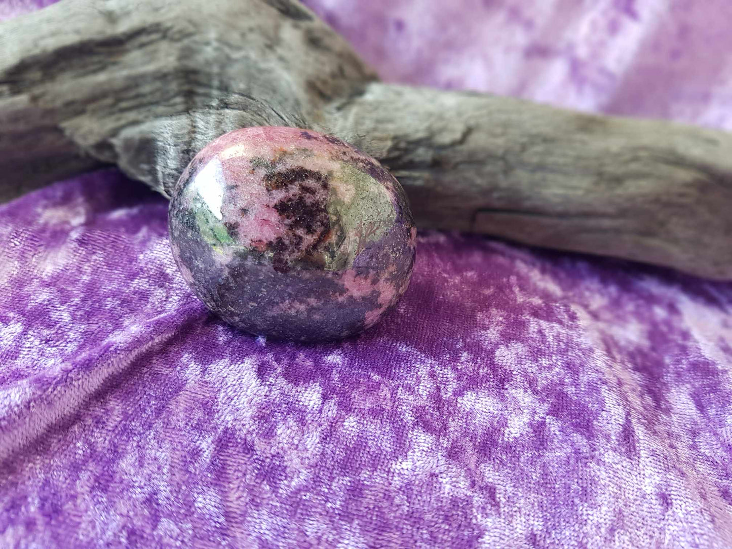 Rhodonite Palmstone
