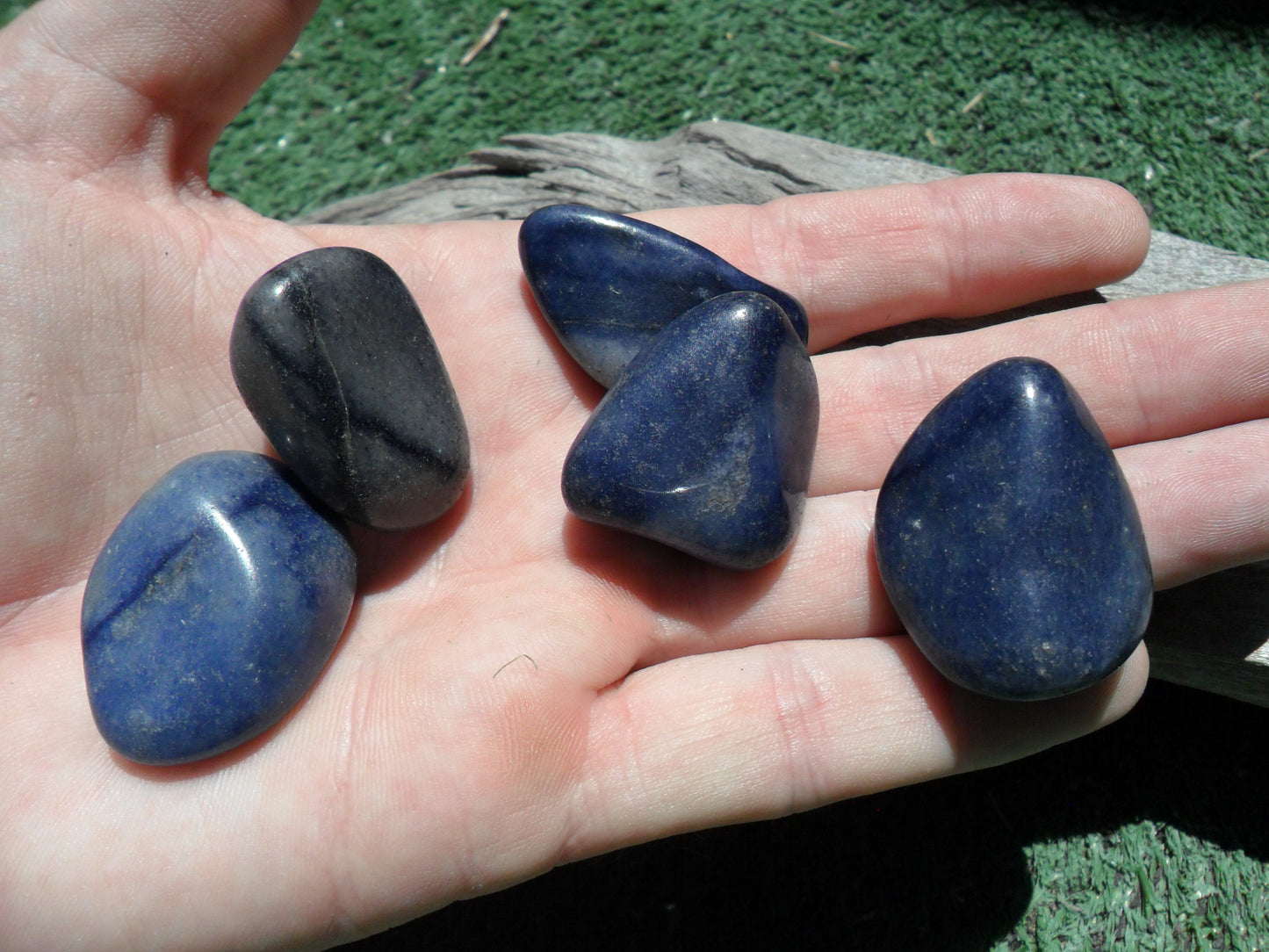Tumbled Blue Quartz