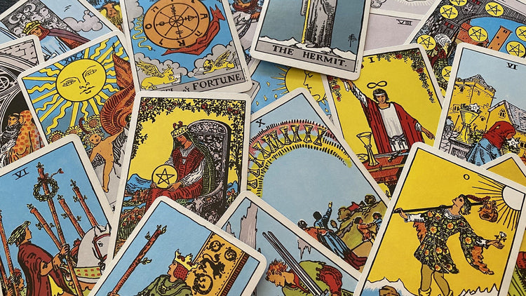 Tarot Cards & Oracle Cards