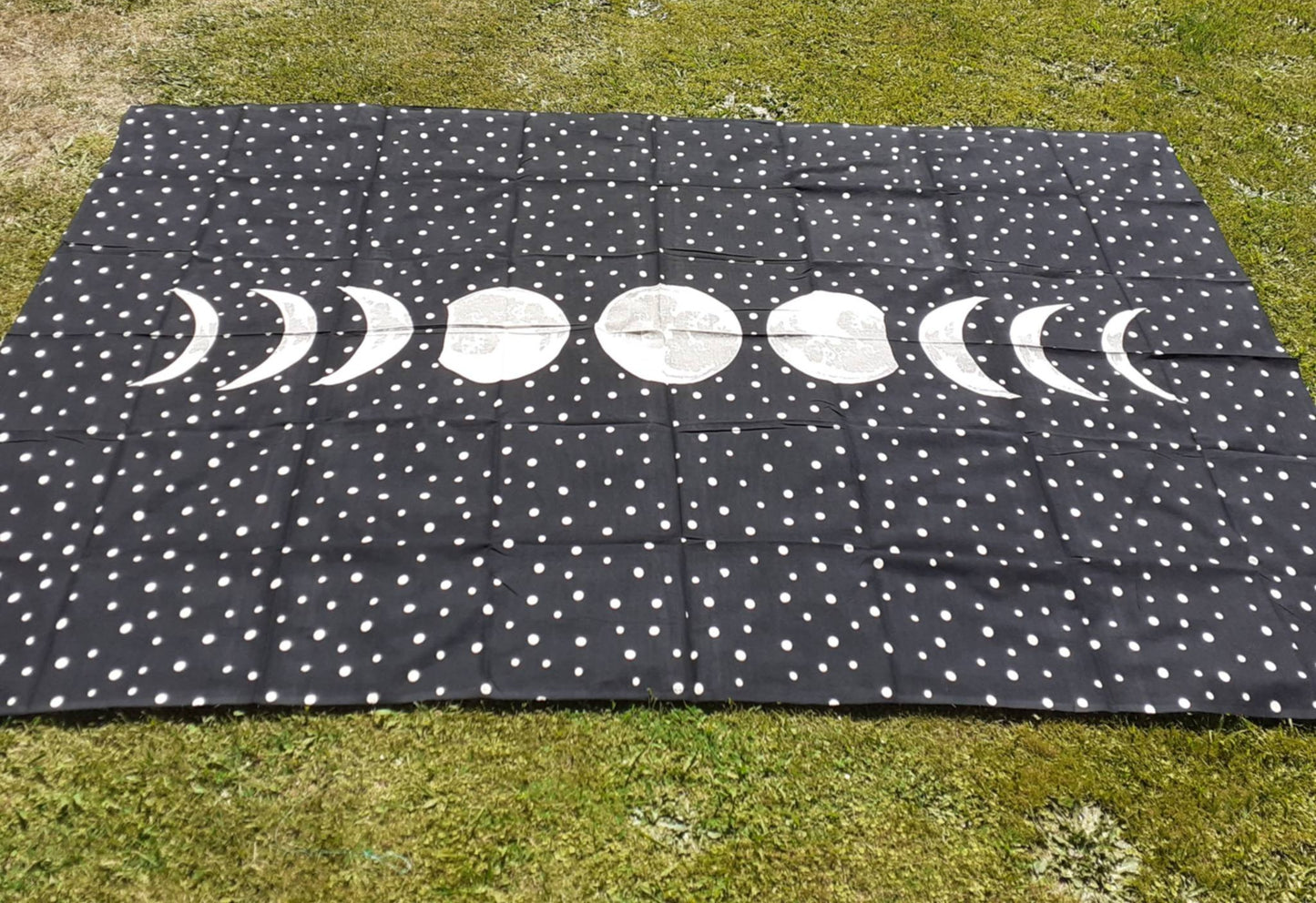 Moon phase bedcover/wall hanging/tapestry