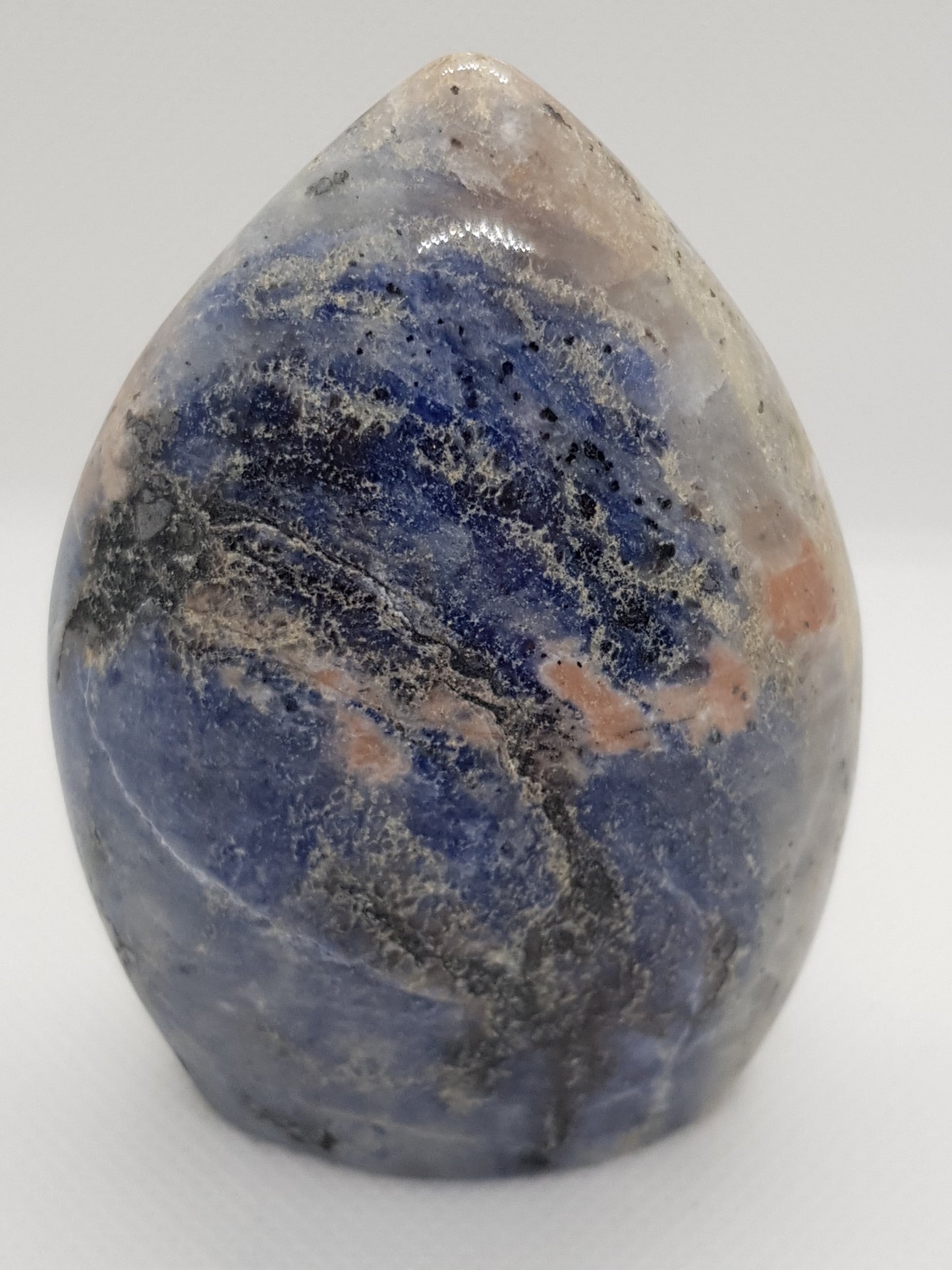 Sodalite flame