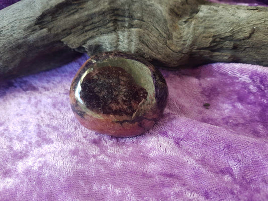 Rhodonite Palmstone